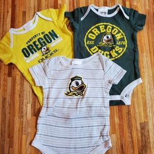 Oregon Ducks Onesie Set